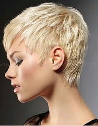 Bildergalerie mit frechen, pfiffigen und flippigen kurzhaarfrisuren: Related Image Kurzhaarfrisuren Damen Feines Haar Kurzhaarfrisuren Freche Kurzhaarfrisuren