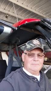 For those wondering if there's enough room in a Challenger II for a tall  person...