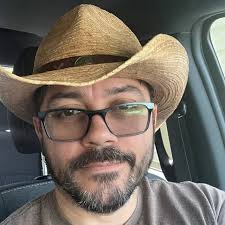 Hope everybody made their dates with their couch tonight for the premiere  of #georgieandmandysfirstmarriage • • What did y'all think???