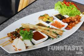 The arab agricultural revolution of the ninth through twelfth centuries, the age of exploration in the fifteenth and sixteenth centuries, and the creative impulse of the renaissance. Food Review The Majapahit Restaurant Bar Arcoris Mont Kiara