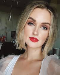 Spent the whole night partying with people I love, yet somehow only managed  to get pics with 2 of them. Christmas party season is the best season • •  #christmasparty #ootd #giannibini #