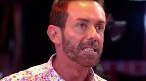 Los colaboradores de 'Sálvame' se enfrentan a Jesús Manuel: "Defender el  franquismo debería ser delictivo"