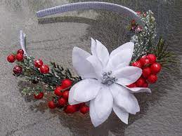 White Poinsettia Flower Headband With Evergreen Sprigs And Red Berries Poinsettia Holiday Headband Christmas Flower Fascinator A11 Holiday Headbands Christmas Headband Diy Christmas Headband