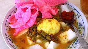 Ketupat sayur padang pun siap untuk disajikan. Resep Lontong Sayur Khas Padang Yang Akan Menggugah Seleramu