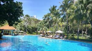 Kolam Renang Picture Of Shangri La Hotel Surabaya Tripadvisor