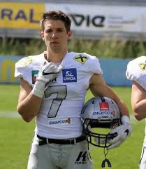 The new york giants officially announced on monday that running back sandro platzgummer, who spent the 2020 season on big blue's practice squad as part of the nfl's international player. American Football Aktuell Platzgummer Und Bada In Die Nfl