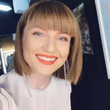 Alexandra Ungureanu și-a făcut prima intervenție estetică. A rezolvat o  problemă moștenită din familie