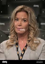 Jeanie buss hi-res stock photography and images