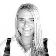 Taylor Barth's Instagram, Twitter & Facebook