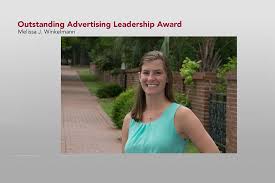 Journalism school honors outstanding students