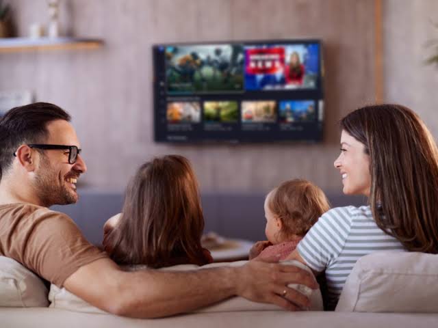 How Sling Is Disrupting the Old Live TV Streaming Model - CNET