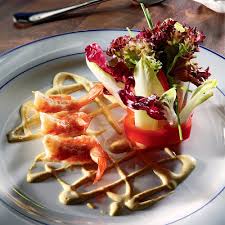 Salatstrauss Mit Garnelen Und Noilly Prat Senfmayonnaise Lebensmittel Essen Rezepte Snack Ideen