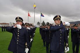 El ejército nacional de colombia (enc) es la fuerza militar terrestre legítima que opera en la república de colombia. Fuerzas Militares De Colombia Ejercito Nacional Escuela Militar De Cadetes General Jose Maria Cordova Periodico El Sol Colombia