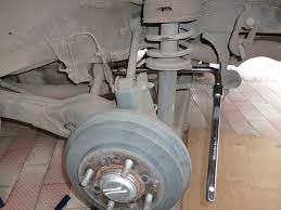 Wira atau waja sama sahaja, boleh pakai keduanya. Eilarazi Diy Tukar Rear Control Lower Arm Tulang Anjing Proton Persona