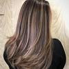 Check out these 15 bob haircuts for thick wavy hair and get inspired! 3