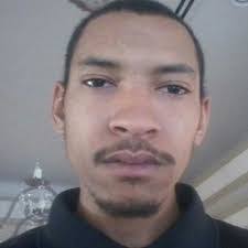 Steven Wyche's Instagram, Twitter & Facebook