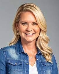 Heather Rugg's Instagram, Twitter & Facebook