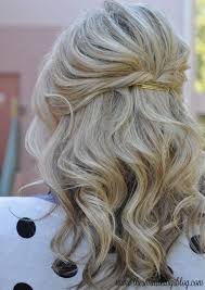 Casual Half Up Hair With Images Short Wedding Hair Short Wavy Hair Wedding Hairstyles