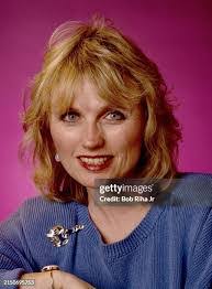 Marisa Bender's Instagram, Twitter & Facebook