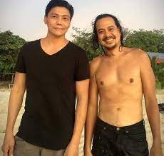 He starred in the teen drama tabing ilog along with kaye abad. Celebrity Desk John Lloyd Cruz And Mon Confiado In Cebu Facebook