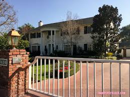 Schnell und sicher online buchen. The Fresh Prince Of Bel Air Christmas House Iamnotastalker