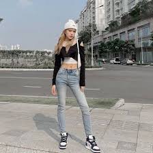 Sơn tùng và thiều bảo trâm được biết đến là một trong những cặp đôi tin đồn hot nhất nhì vbiz. Qaee8y Hm6bzsm