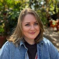 Chris Farinella's Instagram, Twitter & Facebook