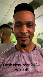 First fresh haircut for NYear 2024! Good Energy! #headmasterbarber #md  #freshcutt #midcityla #goodenergy #stujames #2024