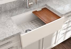 Also available in matte white, black, matte black, matte gray, matte dark gray, biscuit, matte brown, sapphire blue. Contempo 30 Step Rim Farmhouse Apron Front Fireclay 30 Single Bowl Kitchen Sink With Step Rim White