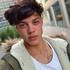 Selfie 🤳🏼 ☺️ #model #selfie