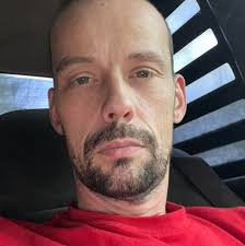 Our friend dentist Rob Herrick has passed away. One of the finest human  beings I was ever associated with. Not surprisingly his family has asked  for donations to the Floyd County Animal