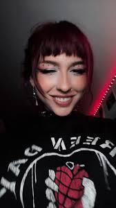 Winnie Chadwick's Instagram, Twitter & Facebook