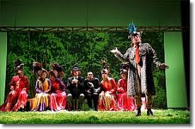 Gli studenti del liceo manzoni di milano presentano gli uccelli di aristofane con la regia di mariella parravicini. Comune Di Napoli Teatro Mercadante Gli Uccelli Di Aristofane Versione Stampabile