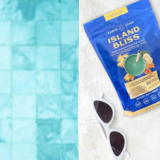 Island Bliss A Green Drink With The Tropical Taste Of The Islands Earth Echo Foods
