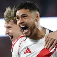 Olmos se rinde con Marcelo Morales: "El mejor lateral de Chile"