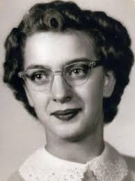 Rosella Frank's Instagram, Twitter & Facebook