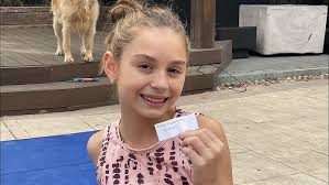 NINA ESTÁ INDO PARA O BAILE DA PRINCESA