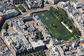 Het binnenhof is het politieke centrum van nederland. Binnenhof Den Haag Wikipedia
