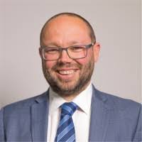 Angela Kawa's Instagram, Twitter & Facebook