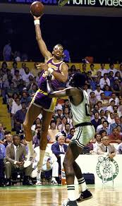 This Day In Basketball History June 9 1985 The Los Angeles Lakers Beat Boston 111 100 In Game 6 To Wi Basketball History Showtime Lakers Basketball Finals