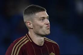 Hambatan AC Milan dalam Menukar Artem Dovbyk