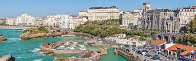 Nestled between sea and mountain, biarritz offers views of the first slopes of the pyrenees. Hotels Biarritz Buchen Online Campanile