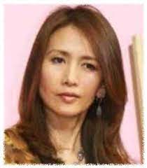 工藤静香顔変わった 顔大きい でかい 顔長い 顔面崩壊 顔怖い 顔の歪み 芸能人整形劣化 com 顔が大きい 工藤静香 顔