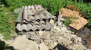 Illegale Mullentsorgung Zwischen Volklingen Und Puttlingen In 2020 Mullentsorgung Parkplatz Strassenbau