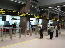 Situat la 16,5 km nord de centrul bucureștiului, aeroportul internațional henri coandă bucurești este cel mai mare aeroport al româniei, deservind 67 de destinații externe și 9 destinații interne. Aeroport Craiova Telefon Pensiunea Vitan Predeal