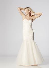 Pin By The Lancashire Wedding House On Prom Dresses Ballgowns Dresses Fab Frocks Ball Gowns