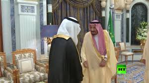 أول ظهور علني للملك سلمان بعد اعتقال الأمراء Youtube