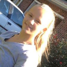 Livia Conner (@livia_conner)