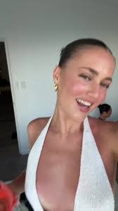 Sadie Pollard's Instagram, Twitter & Facebook