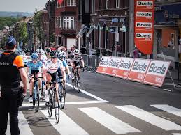 Die Uci Schafft Neue Regeln Zur Starkung Des Frauenradsports Kernpunkte Der Reform Sind Ein Neuer Worldtour Teamstatus Ab 2020 Und Ein Minde Rennrad Sport Rad